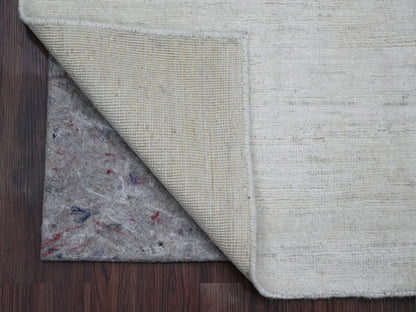 Modern / Contemporary hand-knotted wool rug in Ivory, 2' x 3' — SKU O020825 (view 2)