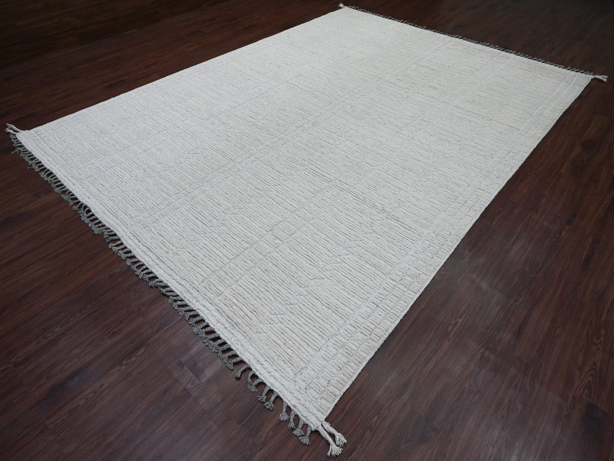 Tribal & Geometric hand-knotted wool rug in Ivory, 8'10" x 12'2" — SKU O020831 (view 3)