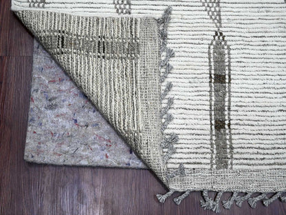 Ivory 9'3" x 13'2" Tribal Hand knotted Wool Rug - Sku: O020832