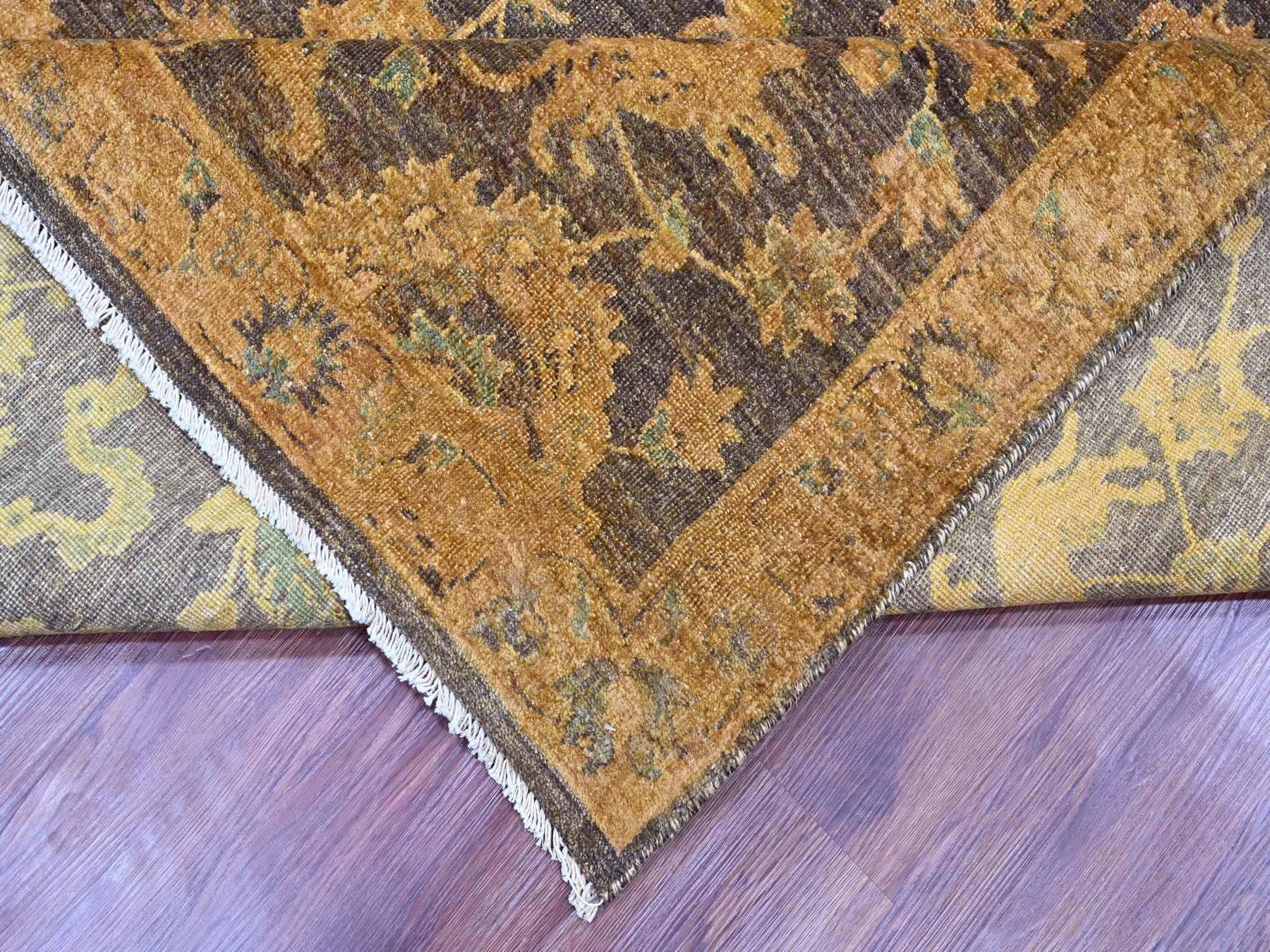 Mahal Vintage hand-knotted wool rug in Overdyed & Brown, 8'6" x 11'10" — SKU O020837 (view 6)