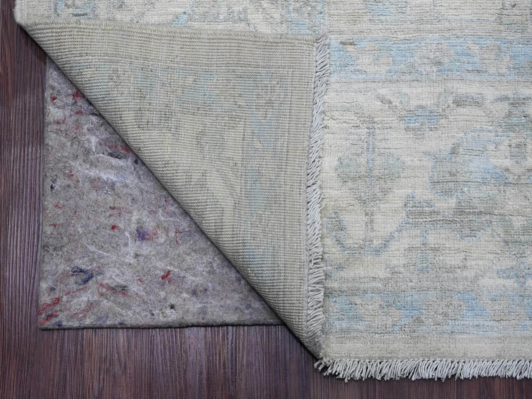 Heriz Oushak hand-knotted wool rug in Gray & Ivory, 8'4" x 9'9" — SKU O020916 (view 4)