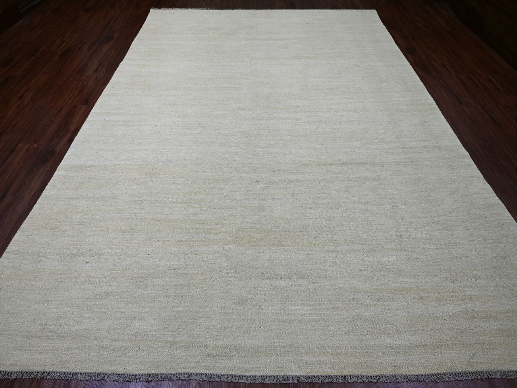 Kilim Flat-Weave hand-knotted wool rug in Beige, 8'9" x 12'4" — SKU O020947 (view 2)