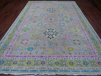 Kazak Kazak hand-knotted wool rug in Gray & Green, 9'9" x 13'2" — SKU O020973 (view 2)