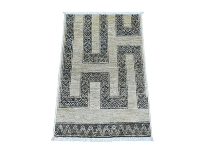 Brown 2'1" x 3'1" Tribal Hand knotted Wool Rug - Sku: O020981