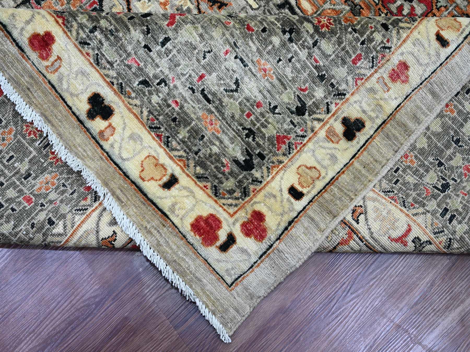 Mamluk Mamluk hand-knotted wool rug in Gray & Charcoal Gray, 11'11" x 15'4" — SKU O020982 (view 6)