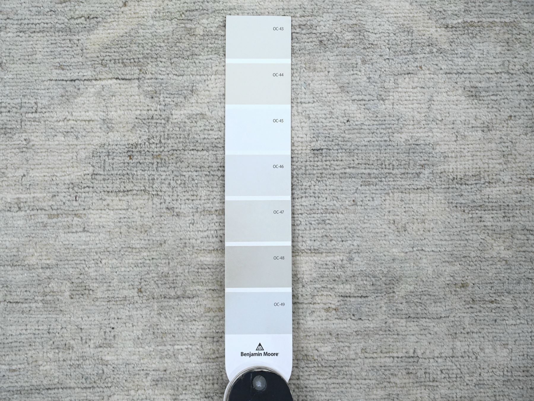 Heriz Oushak hand-knotted wool runner in Gray & Ivory, 4' x 11'10" — SKU O020986 (view 3)