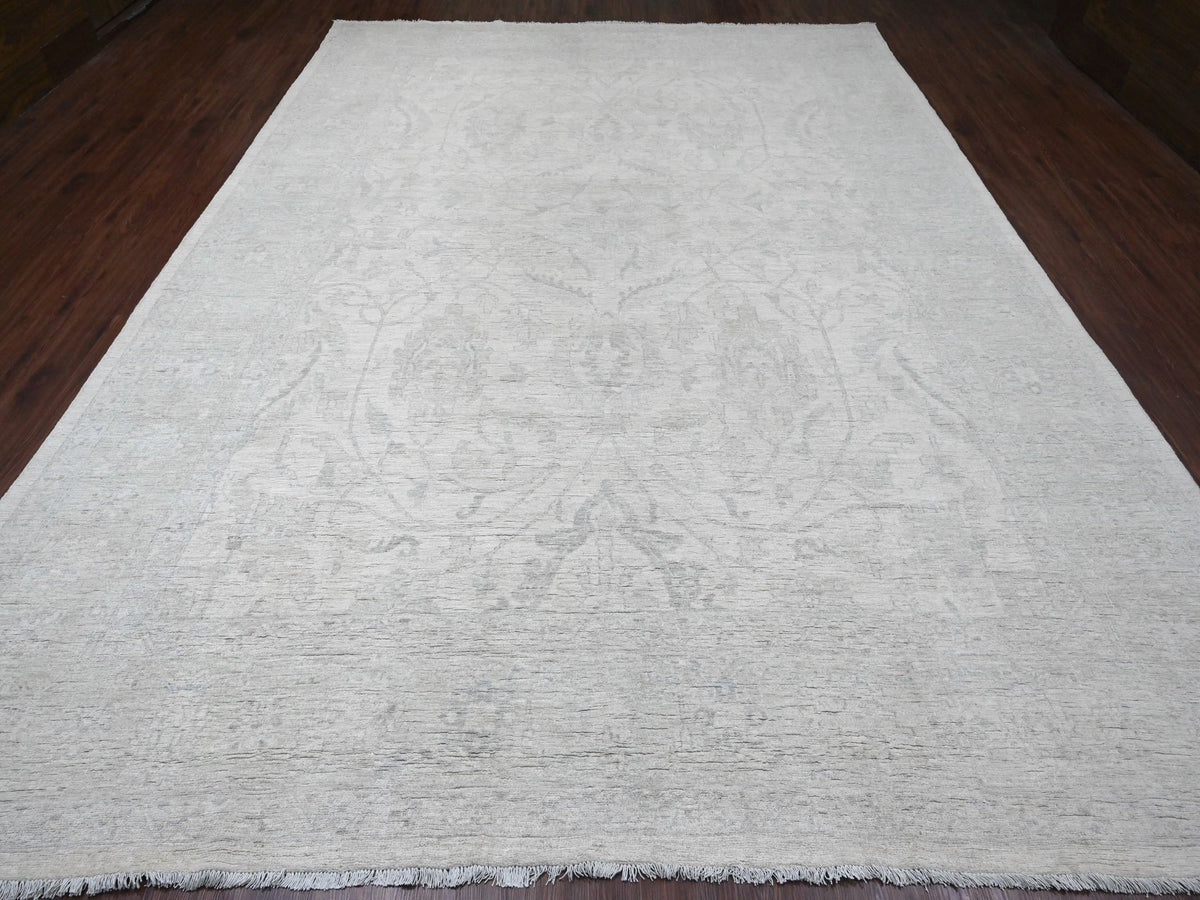 Peshawar Oushak hand-knotted wool rug in Ivory & Light Green, 9'8" x 13'5" — SKU O020989 (view 2)