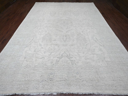 Peshawar Oushak hand-knotted wool rug in Ivory & Light Green, 9'8" x 13'5" — SKU O020989 (view 2)
