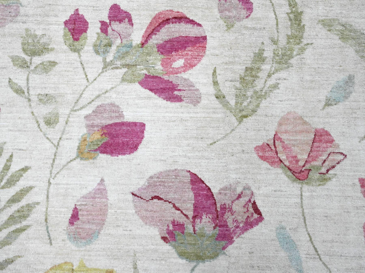 Peshawar Modern / Contemporary hand-knotted wool rug in Ivory, 9' x 11'9" — SKU O020993 (view 8)
