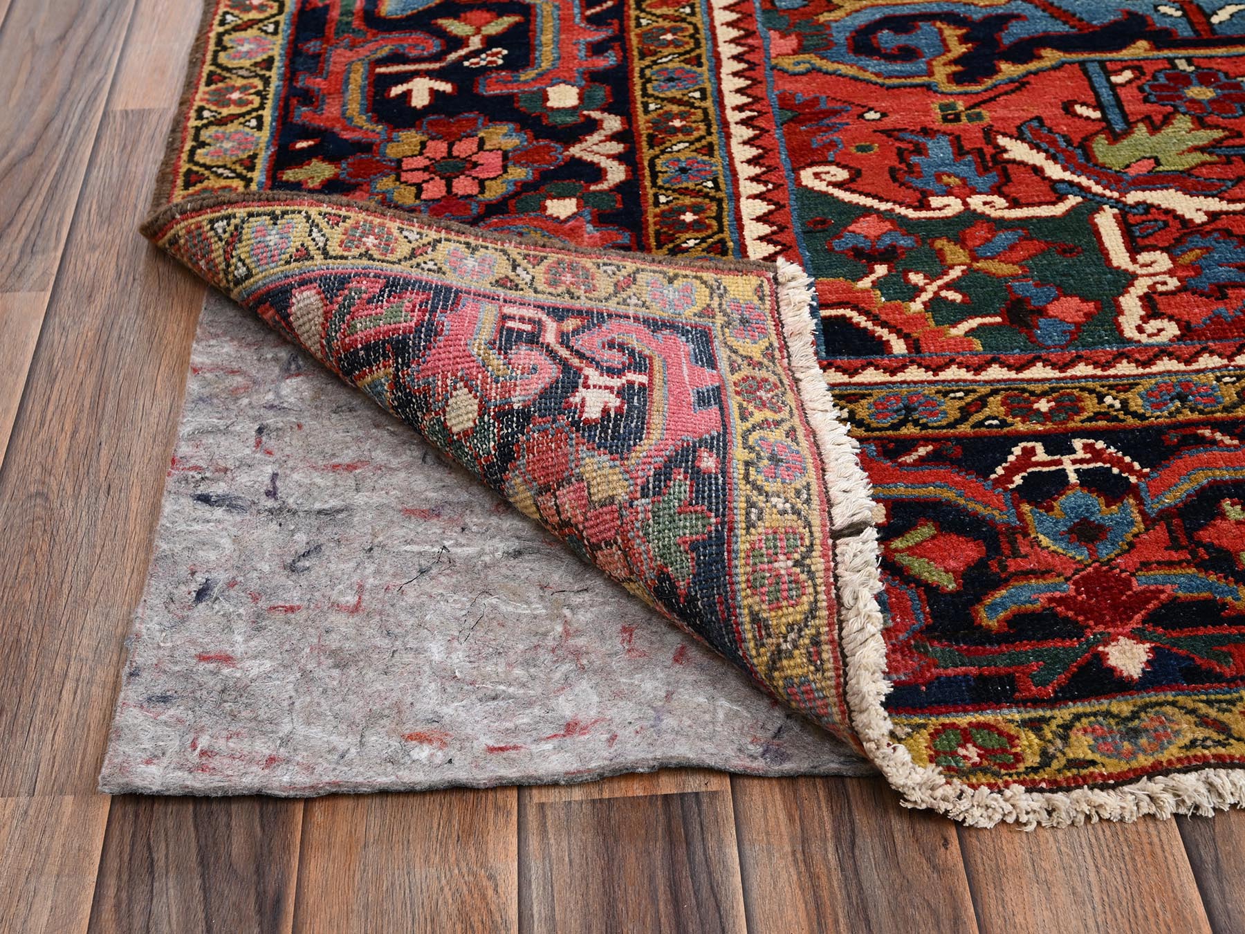 Heriz Antique hand-knotted wool rug in Red & Midnight Blue, 8'9" x 12'2" — SKU O02100 (view 5)