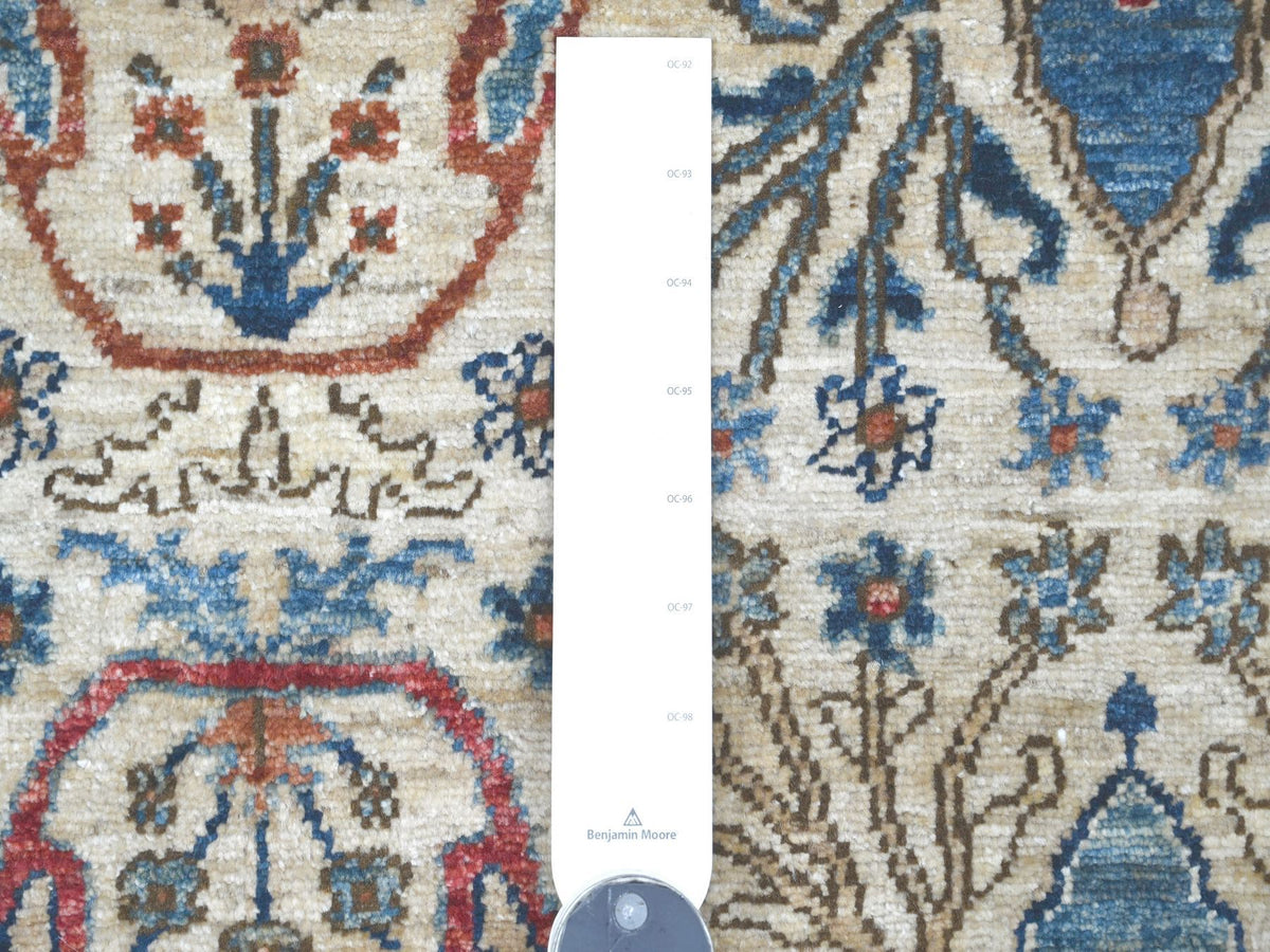 Tribal & Geometric hand-knotted wool rug in Ivory & Blue, 6' x 8'10" — SKU O021144 (view 3)