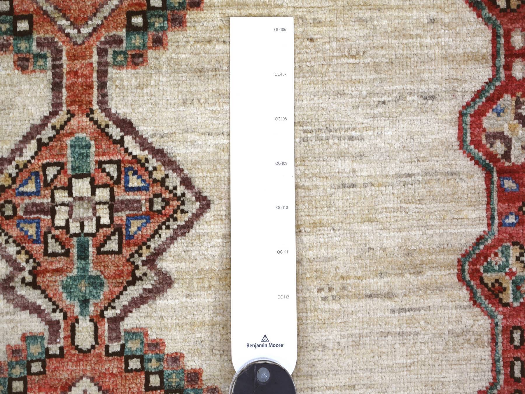 Tribal & Geometric hand-knotted wool runner in Ivory & Rust, 3'11" x 9'10" — SKU O021152 (view 3)