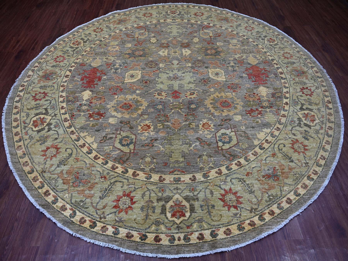 Mahal Oushak hand-knotted wool rug in Gray & Green, 9'7" x 9'9" — SKU O021511 (view 2)