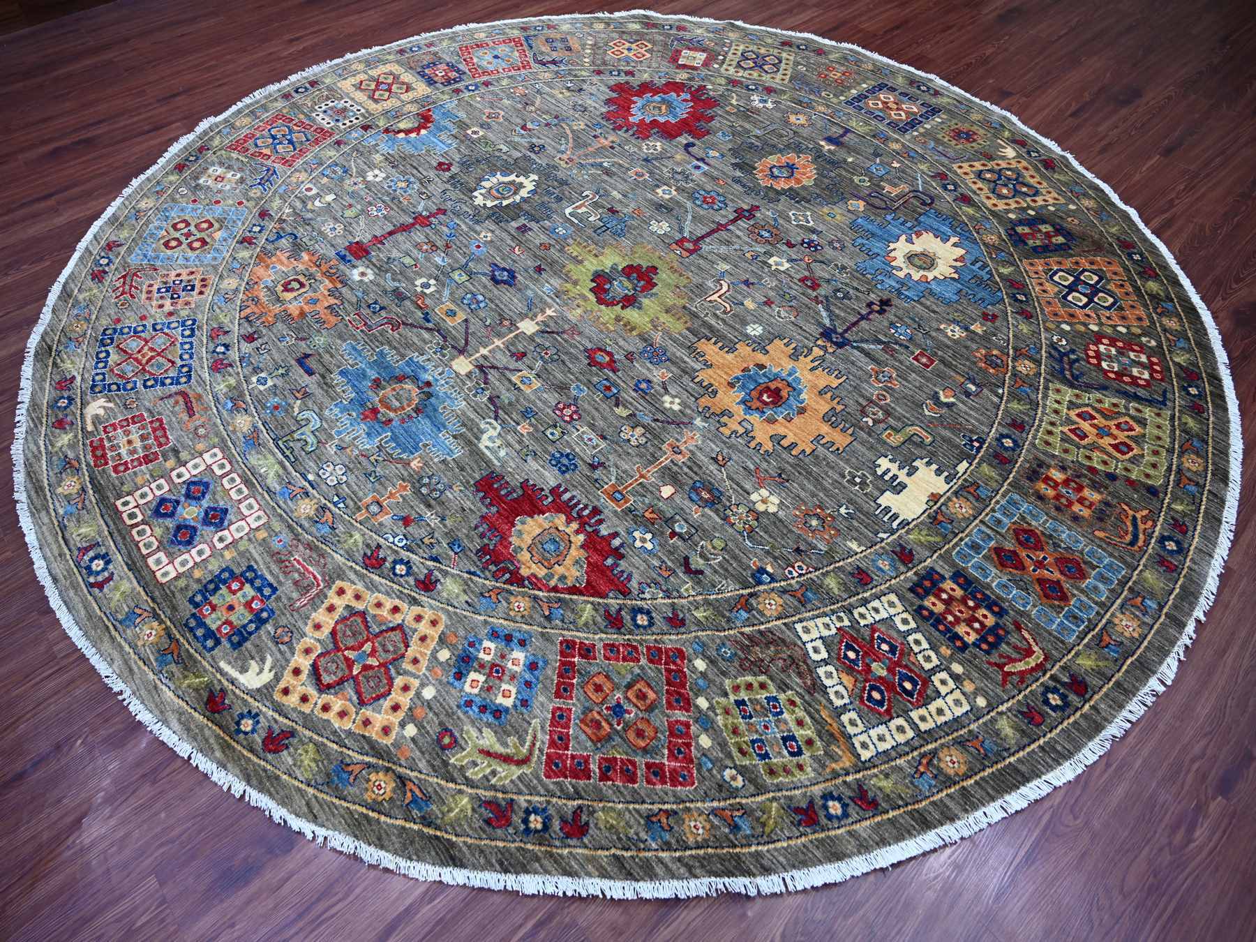 Mahal Oushak hand-knotted wool rug in Gray, 9'10" x 10' — SKU O021535 (view 3)