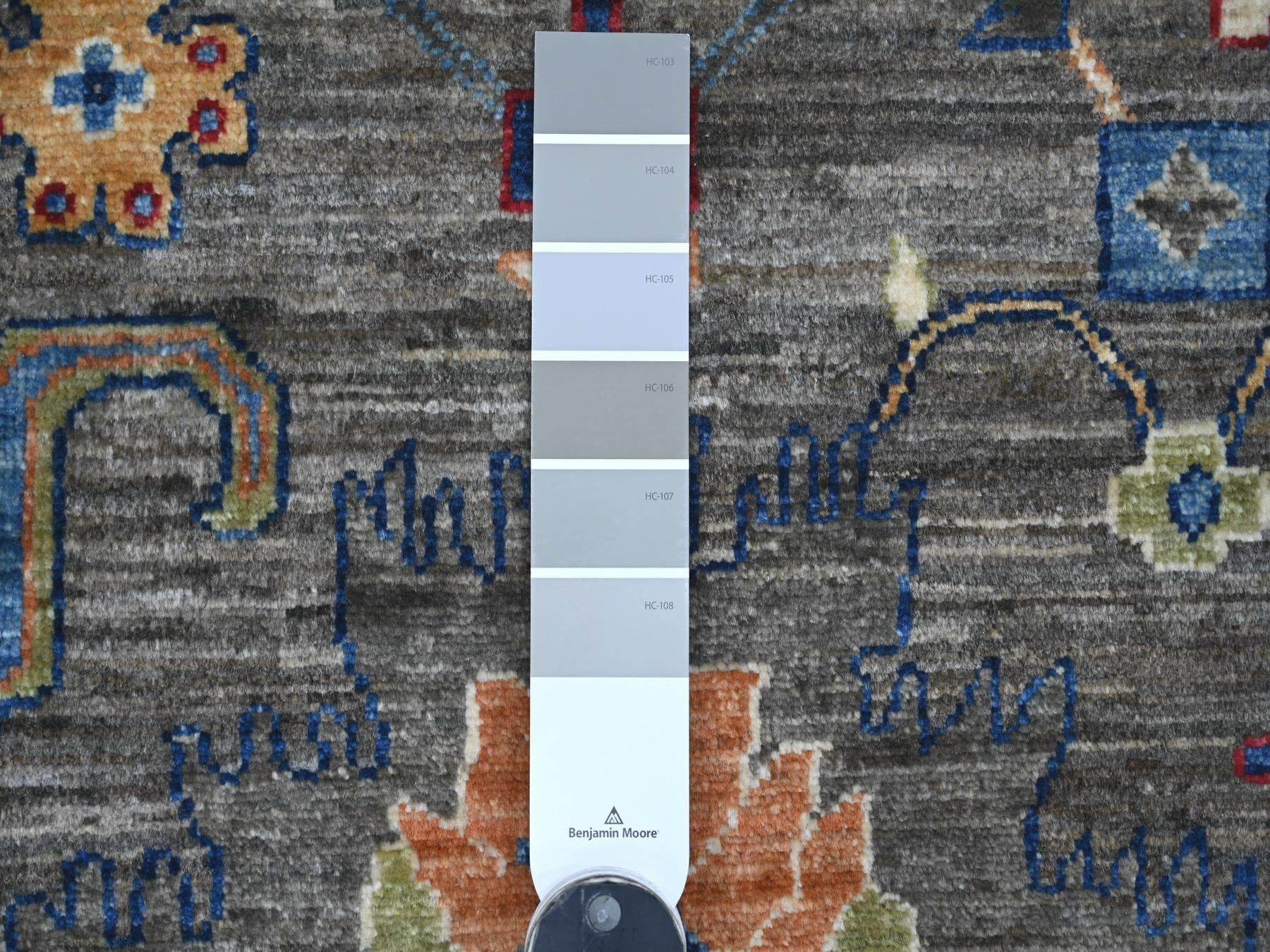 Mahal Oushak hand-knotted wool rug in Gray, 9'10" x 10' — SKU O021535 (view 7)