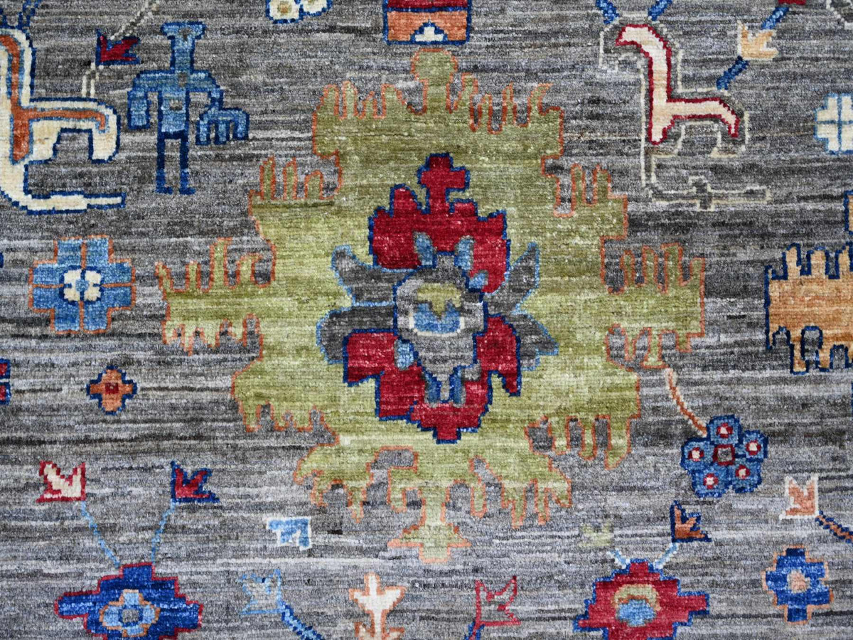 Mahal Oushak hand-knotted wool rug in Gray, 9'10" x 10' — SKU O021535 (view 8)