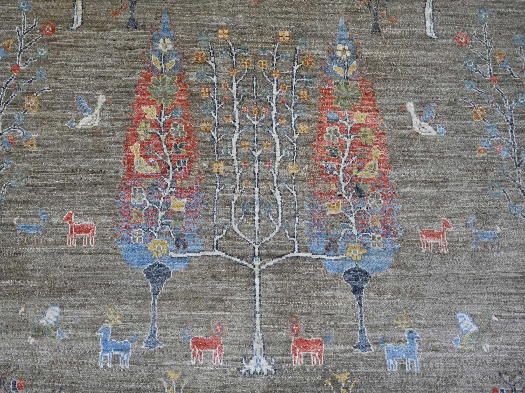 Peshawar Oushak hand-knotted wool rug in Gray, 10' x 10'2" — SKU O021536 (view 8)