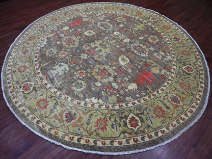 Mahal Oushak hand-knotted wool rug in Gray & Green, 9'11" x 9'11" — SKU O021538 (view 3)