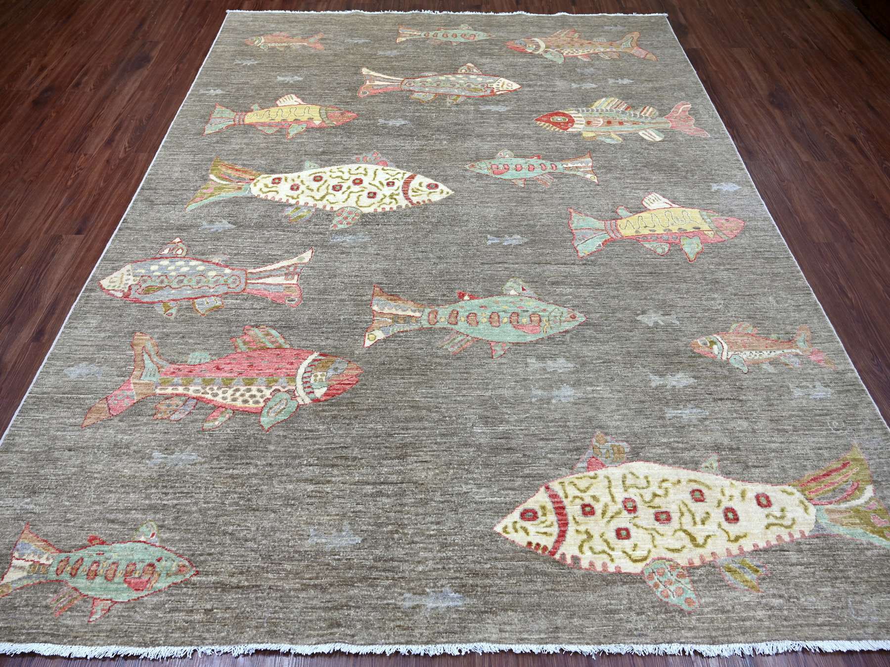 Peshawar Modern / Contemporary hand-knotted wool rug in Gray, 7'9" x 9'7" — SKU O021621 (view 2)