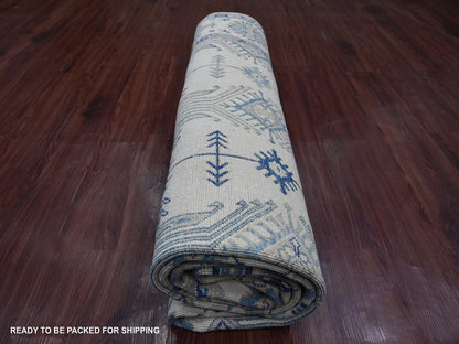Kazak Kazak hand-knotted wool rug in Ivory, 7'10" x 9'9" — SKU O021656 (view 9)