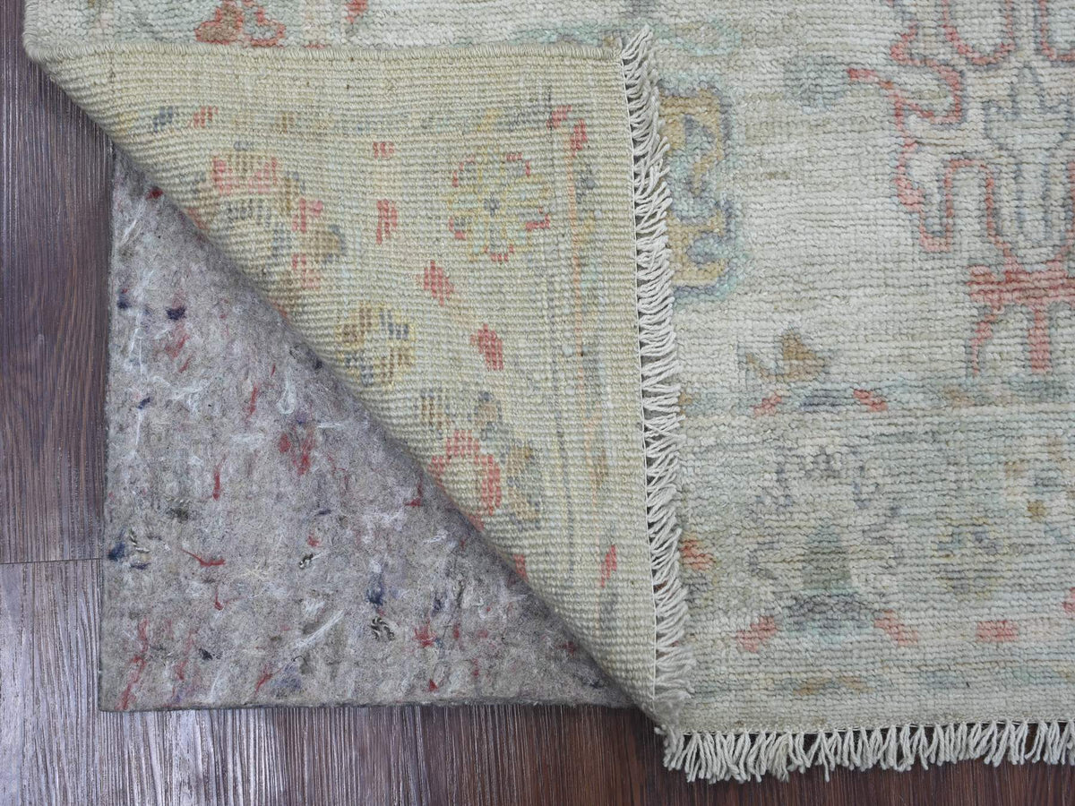 Oushak Oushak hand-knotted wool rug in Gray, 3'3" x 4'11" — SKU O021699 (view 2)