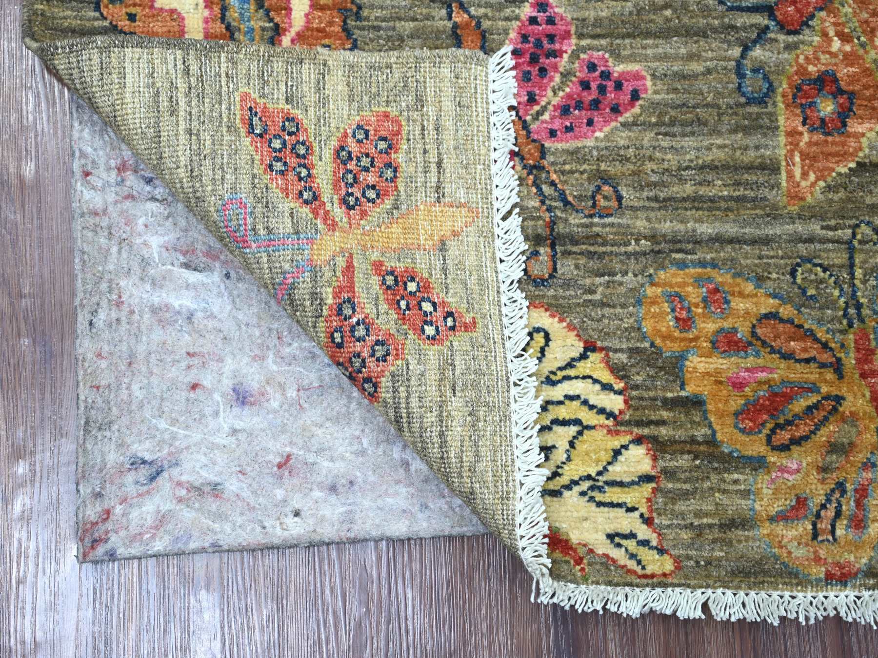 Grey 2'6" x 5'7" Modern and Contemporary Hand knotted Wool Rug - Sku: O021713