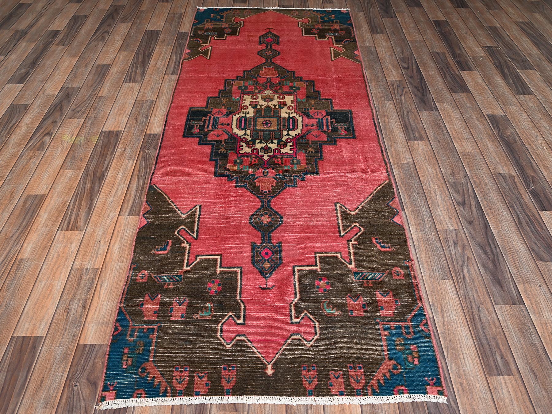 Pink 3'1" x 7'11" Vintage Hand knotted Wool Rug - Sku: O02171