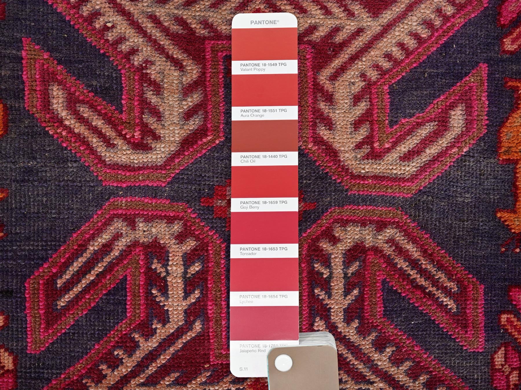 Vintage hand-knotted wool runner in Purple, 2'10" x 9'4" — SKU O02175 (view 4)