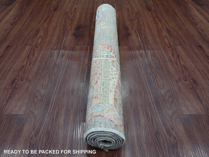 Grey 2'11" x 4'10" Modern and Contemporary Hand knotted Wool Rug - Sku: O021765