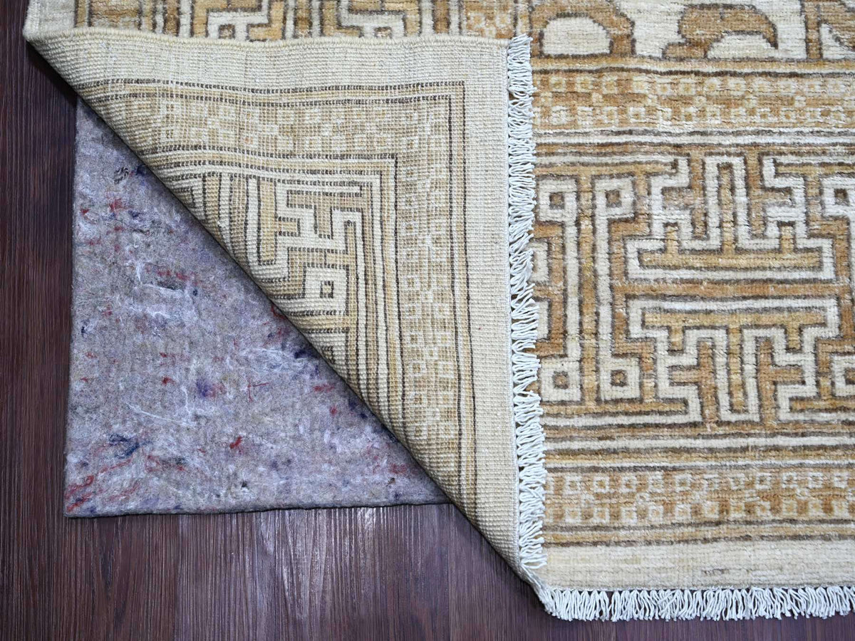 Khotan Khotan hand-knotted wool rug in Ivory & Brown, 9'11" x 13'10" — SKU O021880 (view 4)