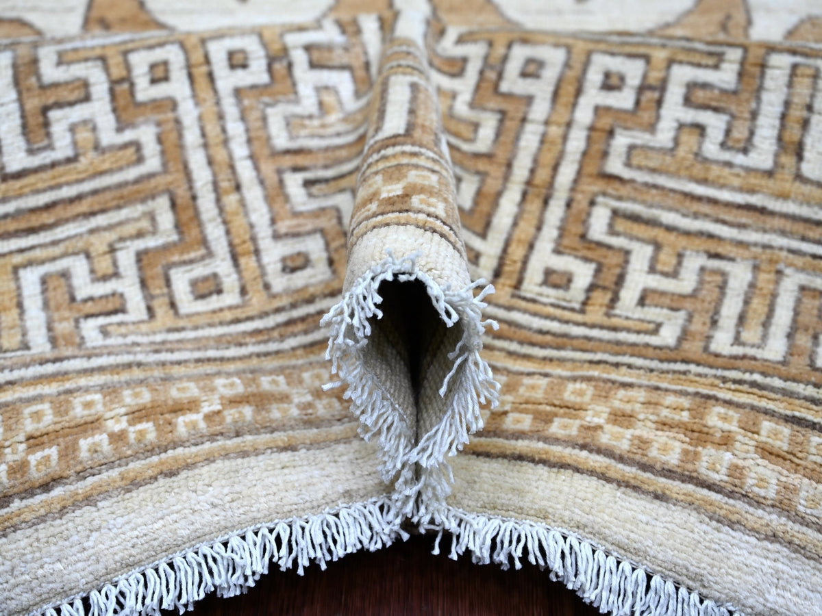 Khotan Khotan hand-knotted wool rug in Ivory & Brown, 9'11" x 13'10" — SKU O021880 (view 5)