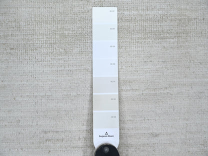 Modern / Contemporary hand-knotted wool runner in Ivory, 2'4" x 11'7" — SKU O021901 (view 3)