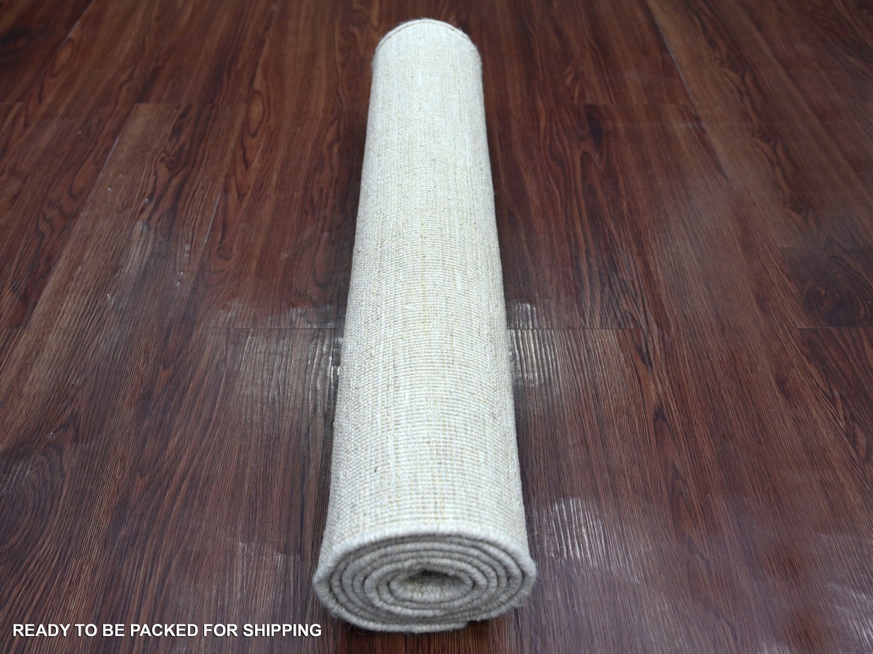 Modern / Contemporary hand-knotted wool runner in Ivory, 2'5" x 5'10" — SKU O021904 (view 4)