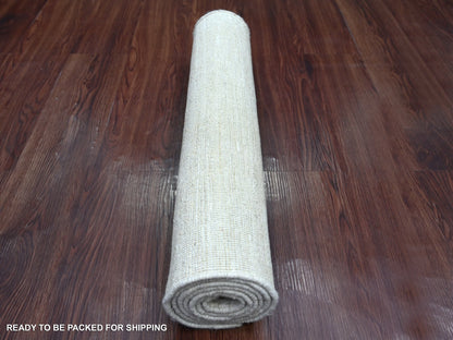 Modern / Contemporary hand-knotted wool runner in Ivory, 2'5" x 5'10" — SKU O021904 (view 4)