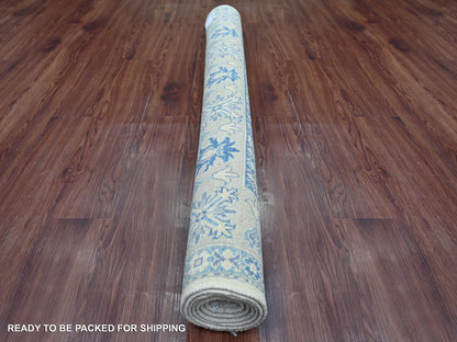 Kazak Kazak hand-knotted wool rug in Ivory & Gray, 4'10" x 6'9" — SKU O021921 (view 4)
