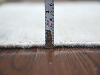 Modern / Contemporary hand-knotted wool runner in Ivory, 2'7" x 6'3" — SKU O021933 (view 5)