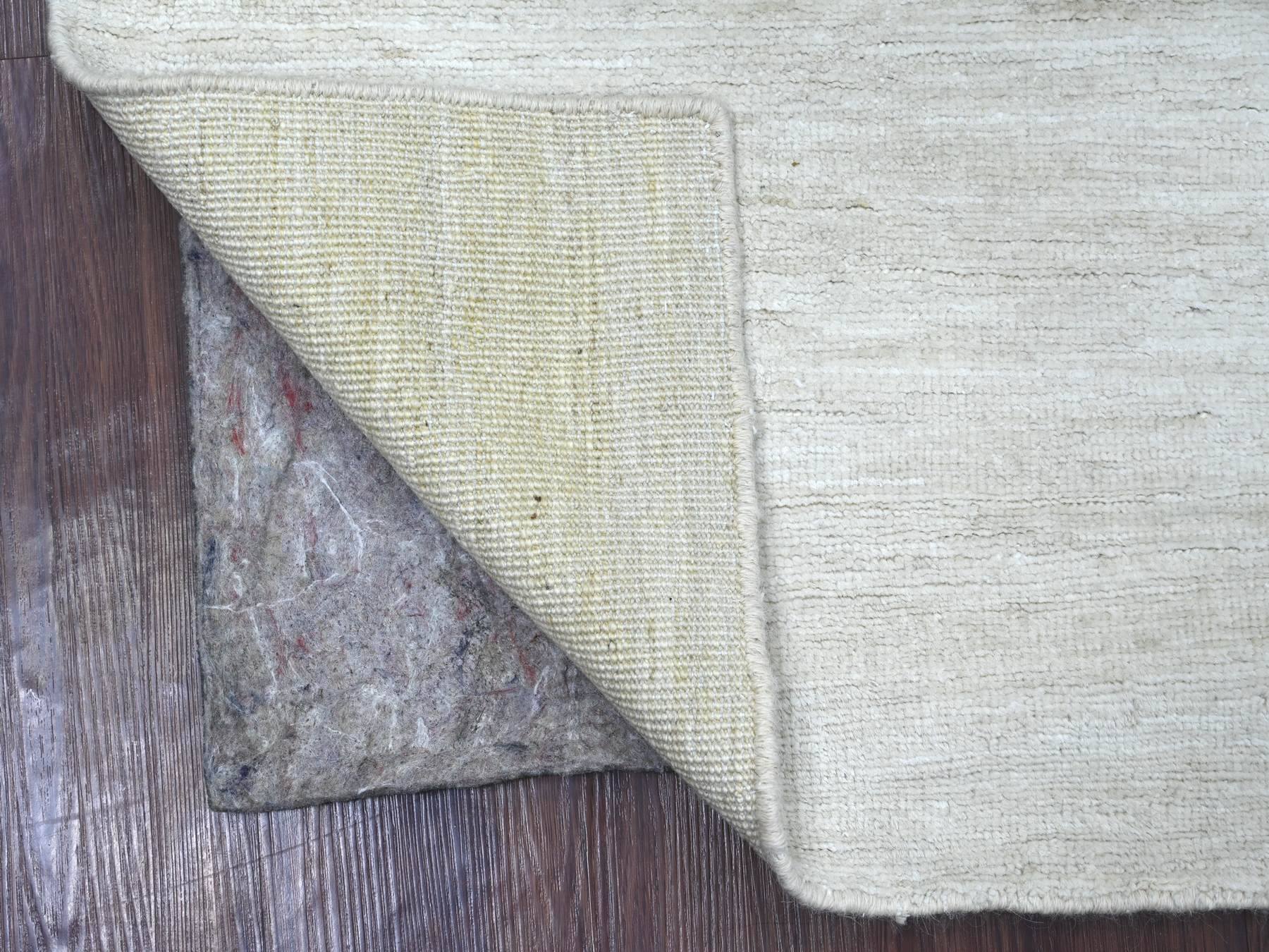 Modern / Contemporary hand-knotted wool runner in Ivory, 2'4" x 5'10" — SKU O021937 (view 2)