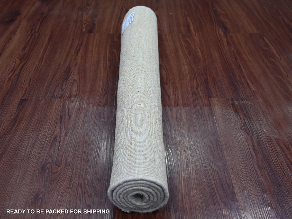 Modern / Contemporary hand-knotted wool rug in Ivory, 2'10" x 4'10" — SKU O021940 (view 4)
