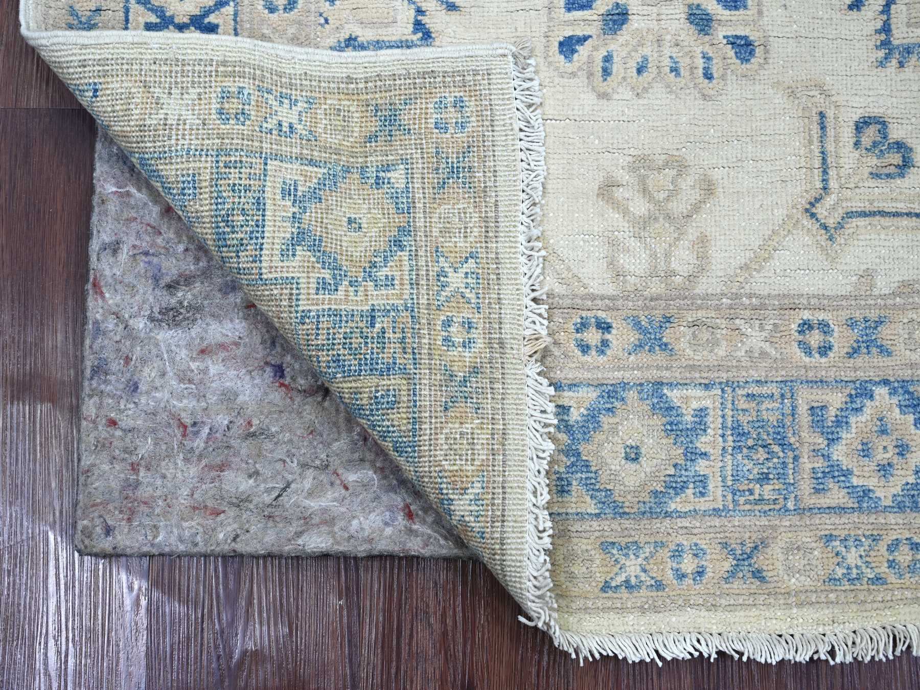 Kazak Kazak hand-knotted wool rug in Ivory & Blue, 3' x 4'10" — SKU O021982 (view 2)