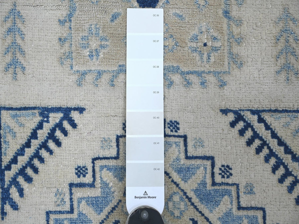 Kazak Kazak hand-knotted wool rug in Ivory, 3'3" x 4'8" — SKU O021992 (view 3)
