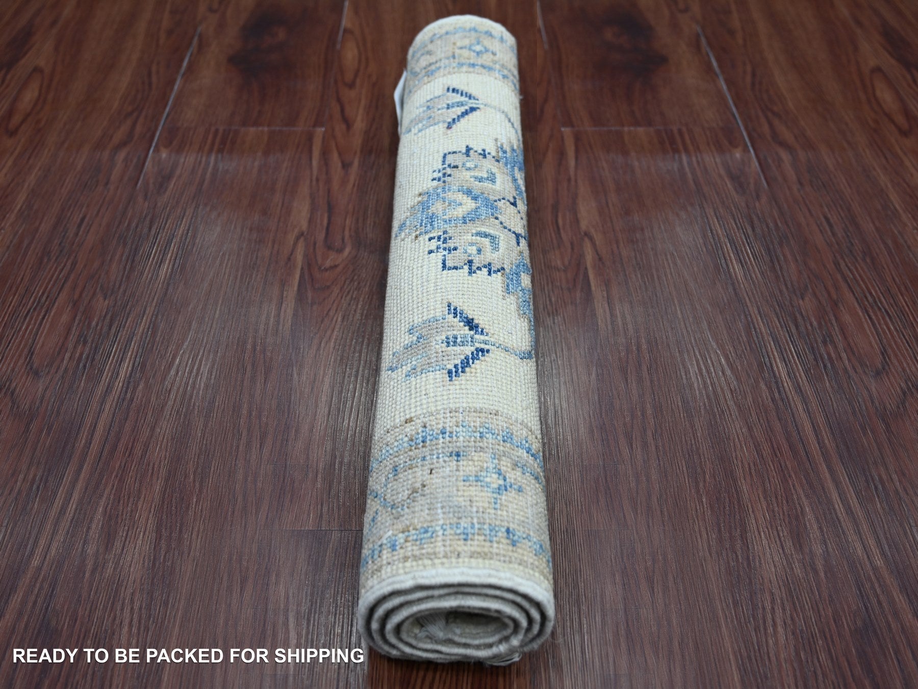 Kazak Kazak hand-knotted wool rug in Ivory & Gray, 1'11" x 2'11" — SKU O022010 (view 4)