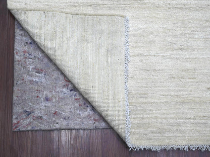 Modern / Contemporary hand-knotted wool rug in Ivory, 8'8" x 11'9" — SKU O022097 (view 4)