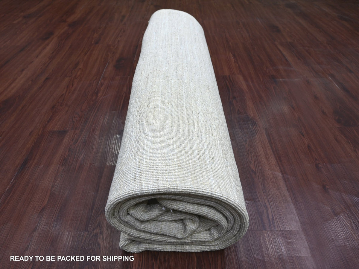 Modern / Contemporary hand-knotted wool rug in Ivory, 8'8" x 11'9" — SKU O022097 (view 9)