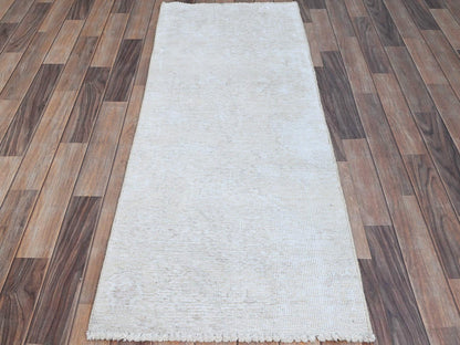 Ivory 2'1" x 5'10" Vintage Hand knotted Wool Rug - Sku: O0220