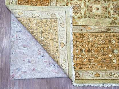 Mamluk Mamluk hand-knotted wool rug in Green & Brown, 7'11" x 10' — SKU O022100 (view 4)