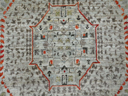 Mamluk Mamluk hand-knotted wool rug in Gray, 8'10" x 11'10" — SKU O022103 (view 8)