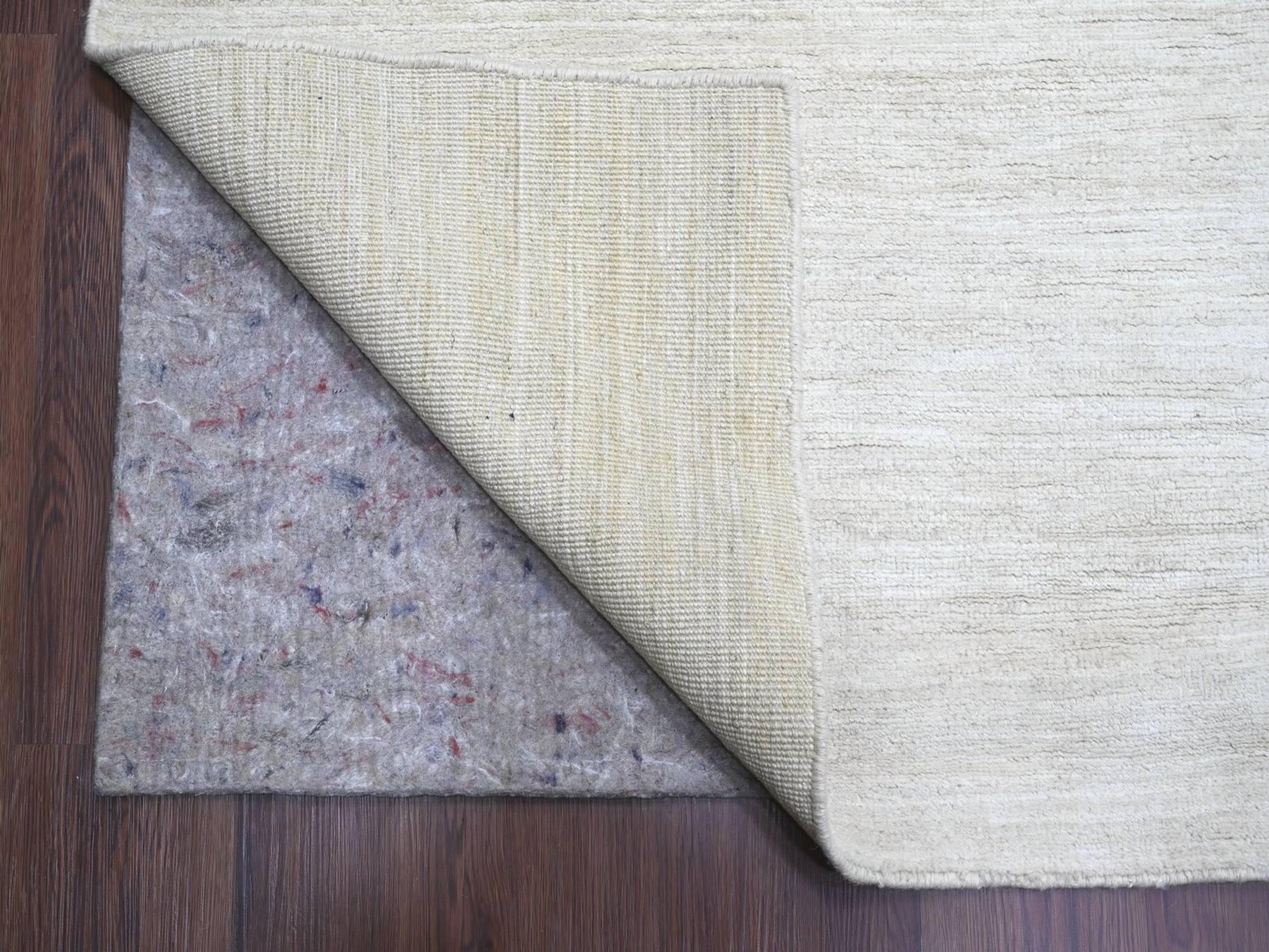 Modern / Contemporary hand-knotted wool rug in Ivory, 11'5" x 14'4" — SKU O022121 (view 4)