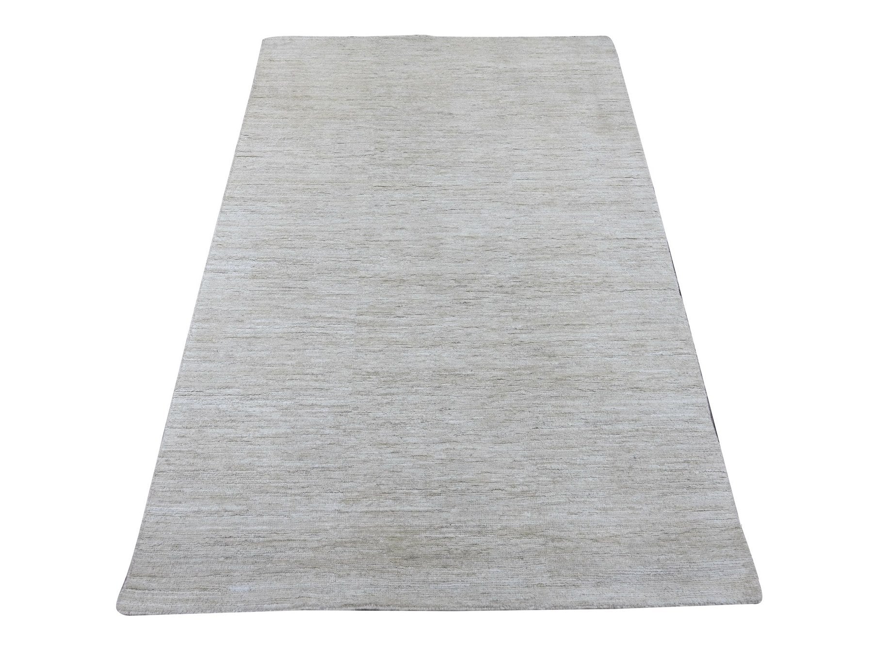 Modern / Contemporary hand-knotted wool rug in Ivory, 3'11" x 5'10" — SKU O022123