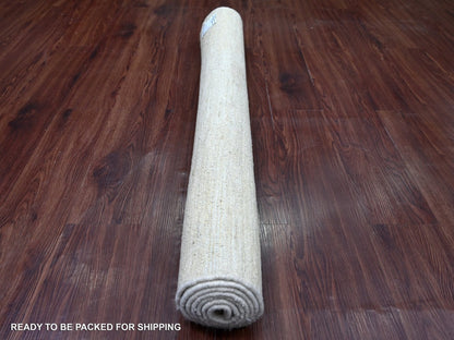 Modern / Contemporary hand-knotted wool rug in Ivory, 3'11" x 5'10" — SKU O022123 (view 4)
