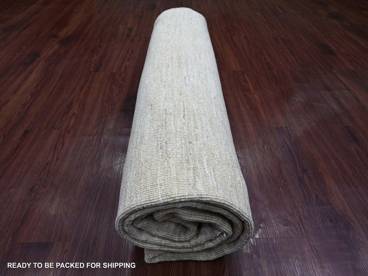 Modern / Contemporary hand-knotted wool rug in Ivory, 8'3" x 9'3" — SKU O022158 (view 9)